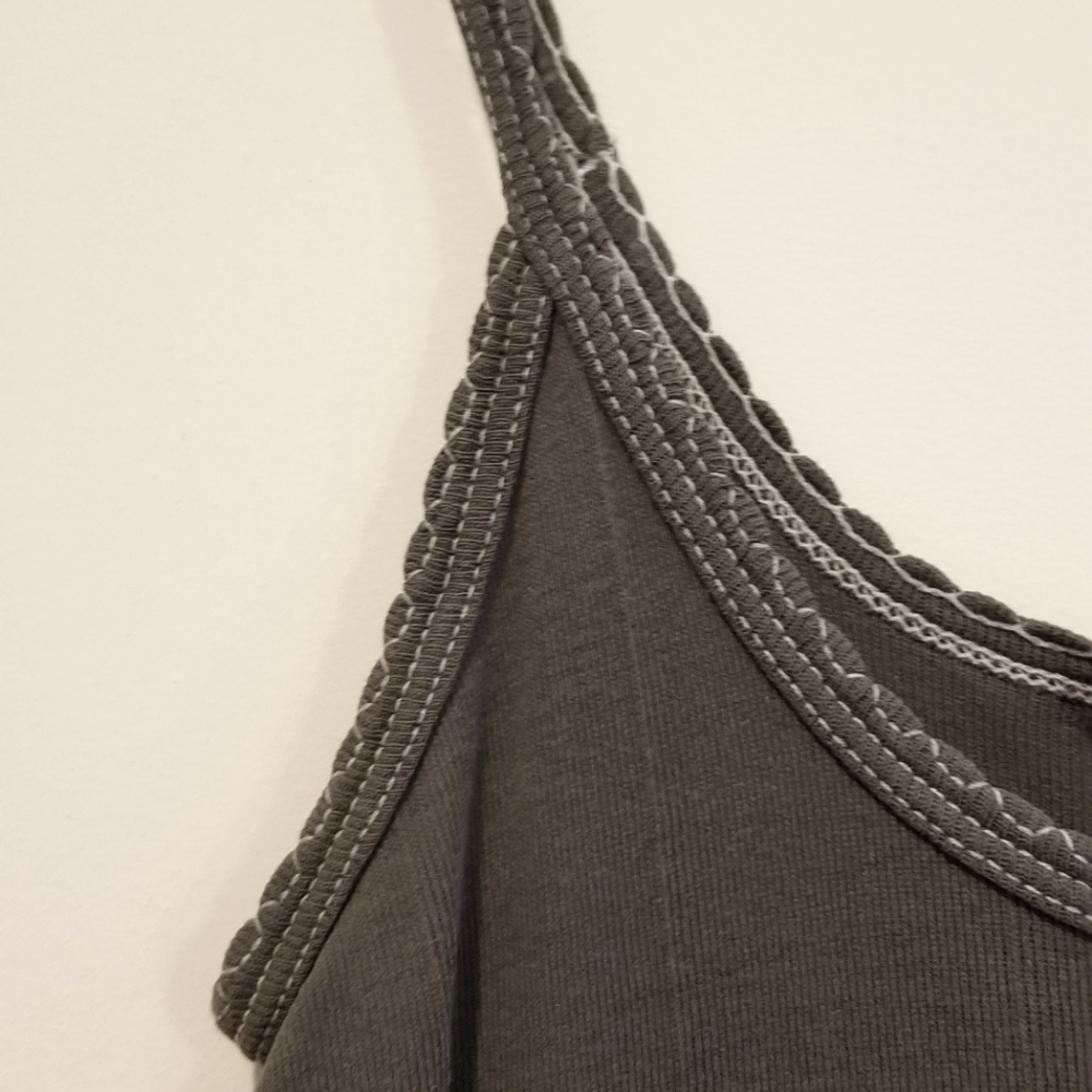 Y2K Vintage Gray Tank Top with Stitching